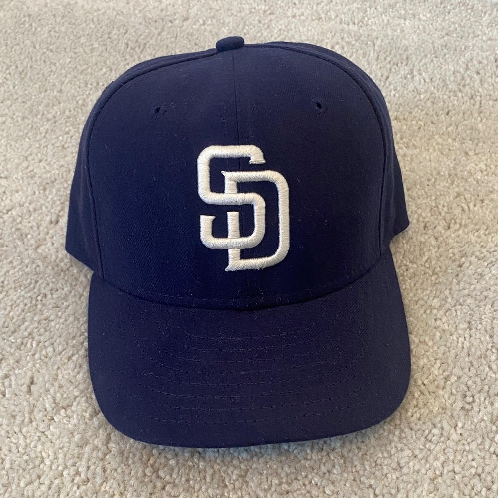 Navy Blue San Diego Padres New Era 59FIFTY Cap Size 7 1/8
